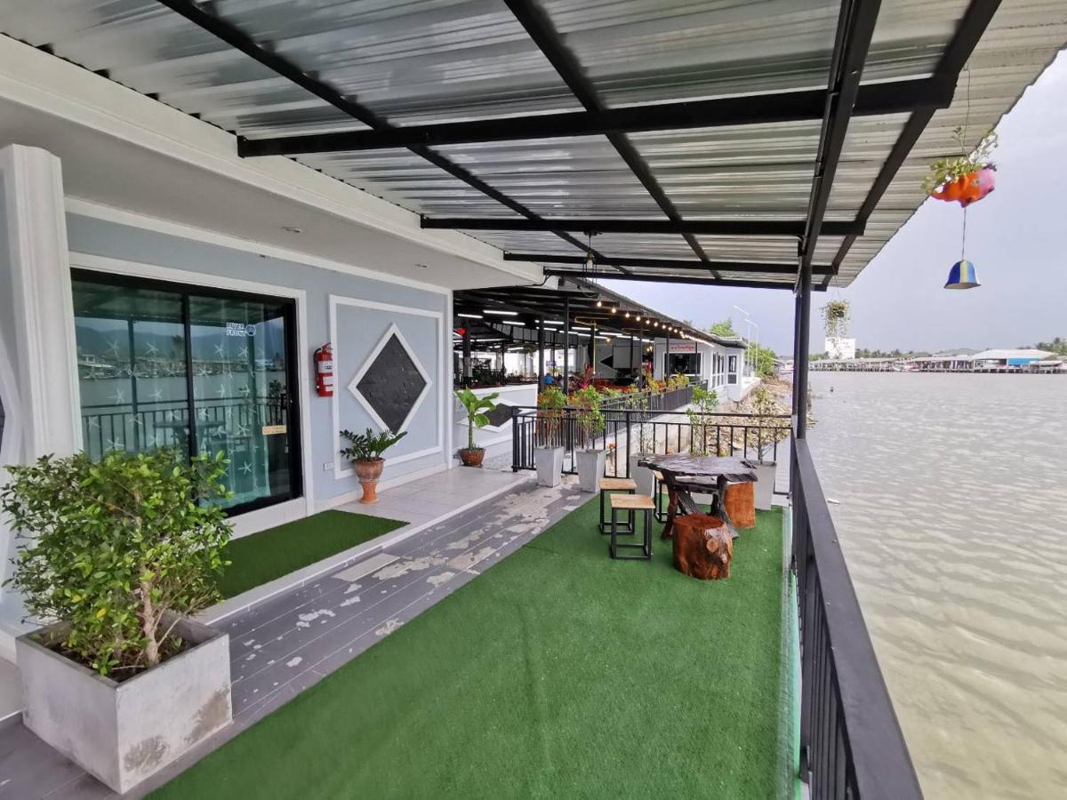 Chaiyai River Front Hotel Sichon Bagian luar foto